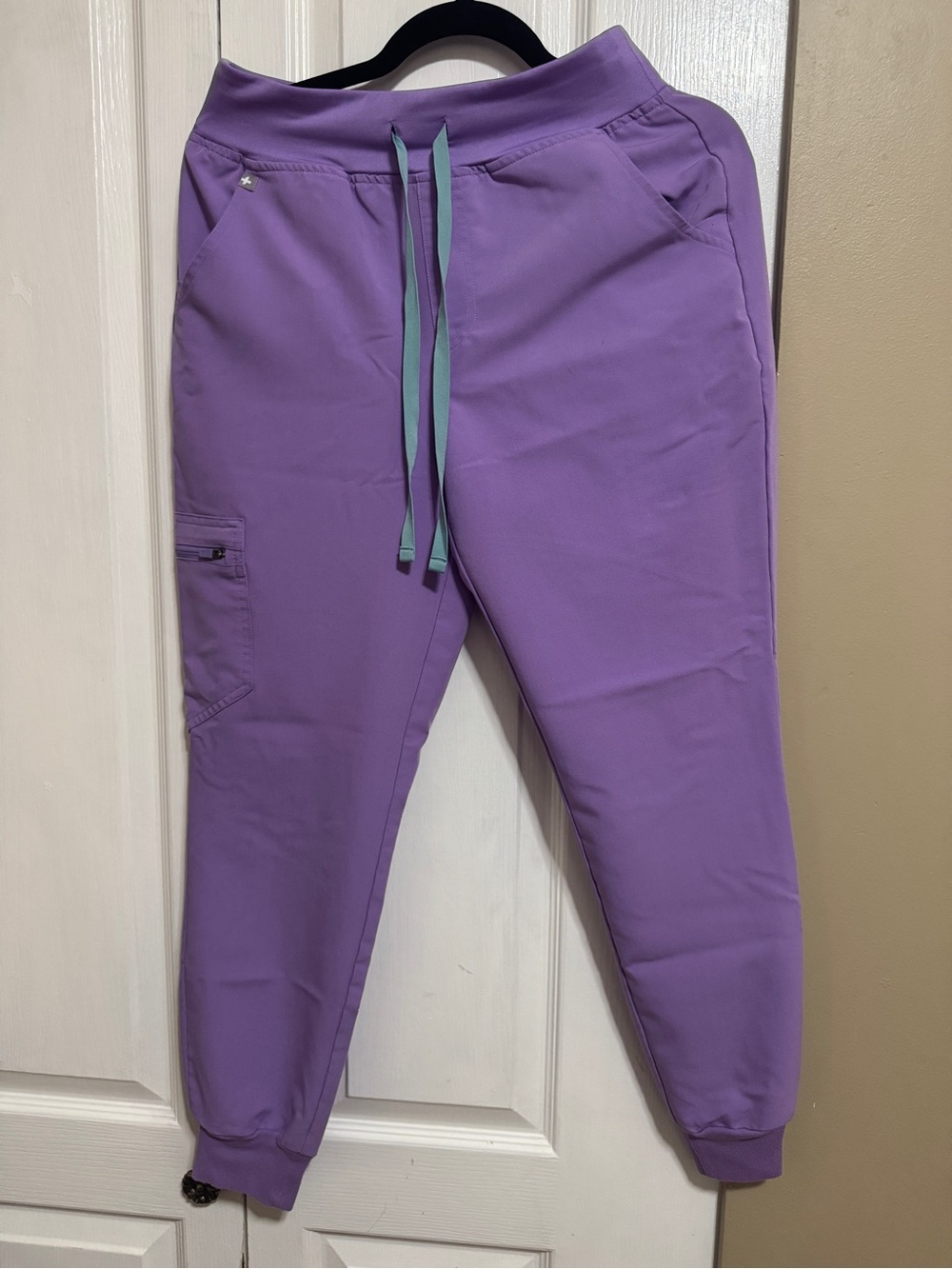 Figs Women's Lavender Drawstring Jogger Pants with Mint Ties